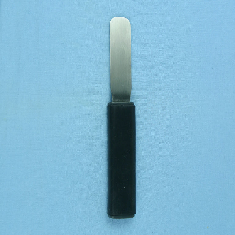 Soft Grip Weighing Spatula 3